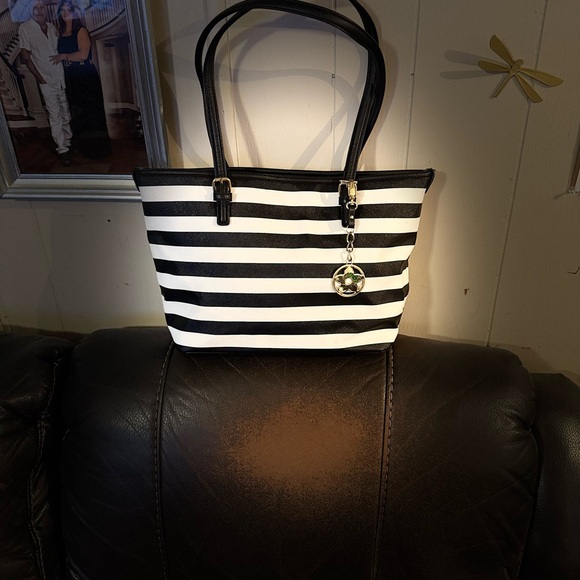 Handbags - Black & White Striped Tote Bag with Charm